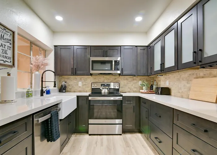 4 Mi To Old Town! Extended Desert Escape W/ Pool Phoenix