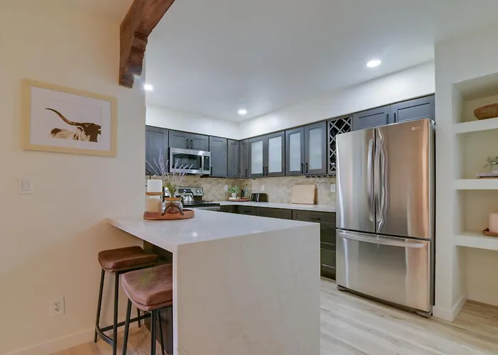 4 Mi To Old Town! Extended Desert Escape W/ Pool Ferienhaus