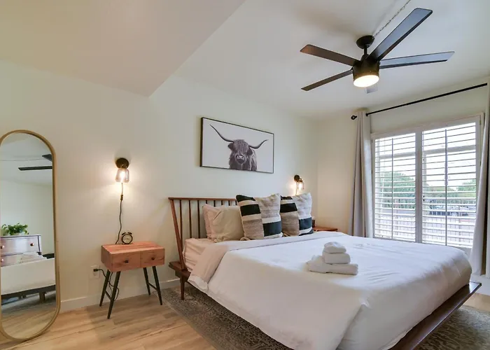 4 Mi To Old Town! Extended Desert Escape W/ Pool Ferienhaus