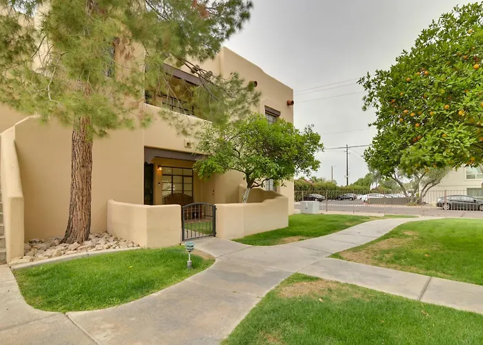 4 Mi To Old Town! Extended Desert Escape W/ Pool Ferienhaus
